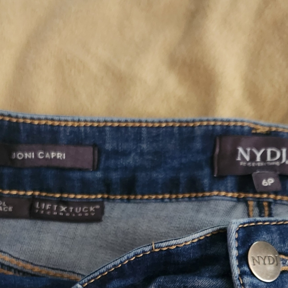 NYDJ High Rise Capri - Picture 5 of 5